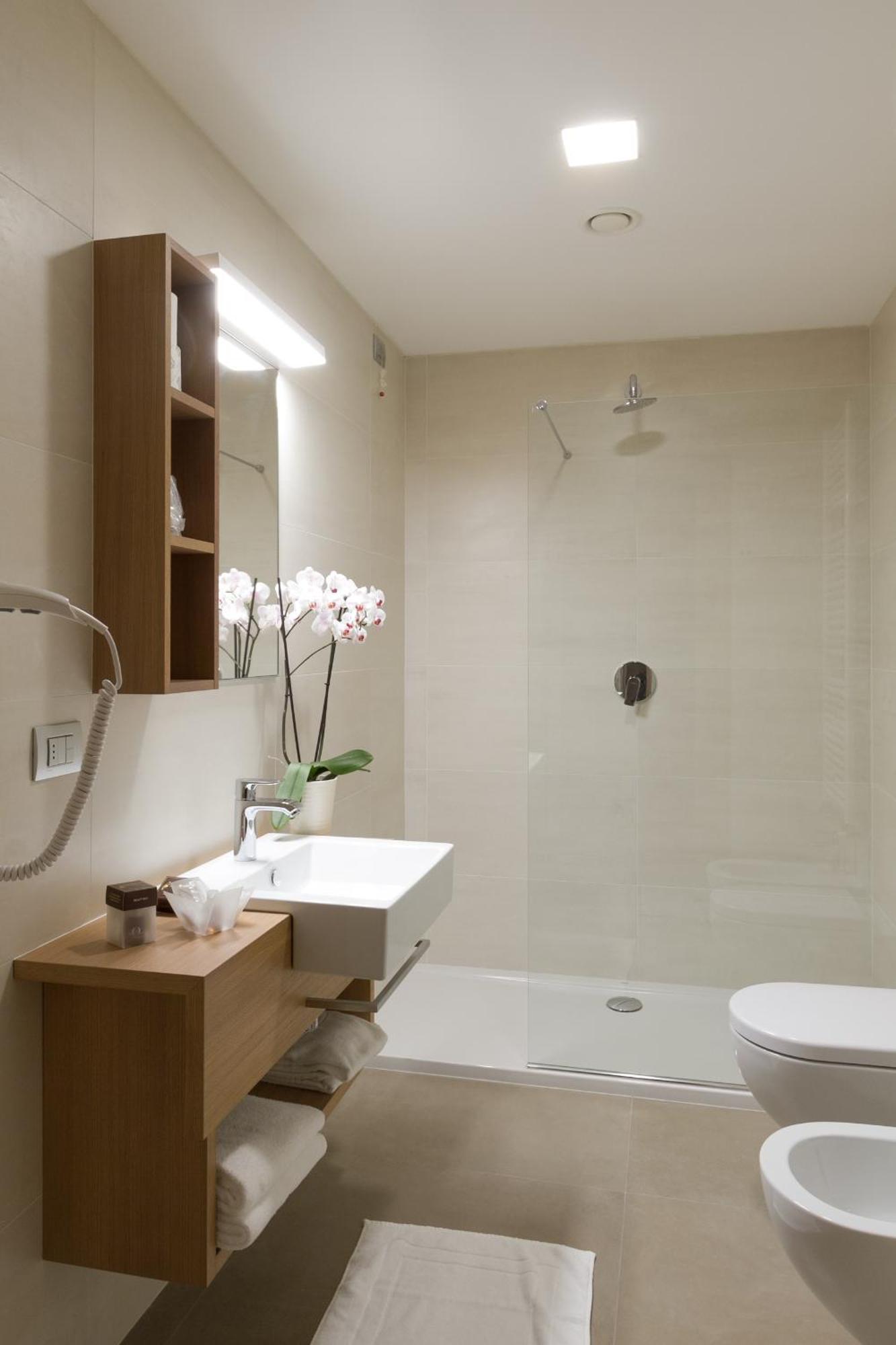 Albergo Al Tarcentino Tarcento エクステリア 写真